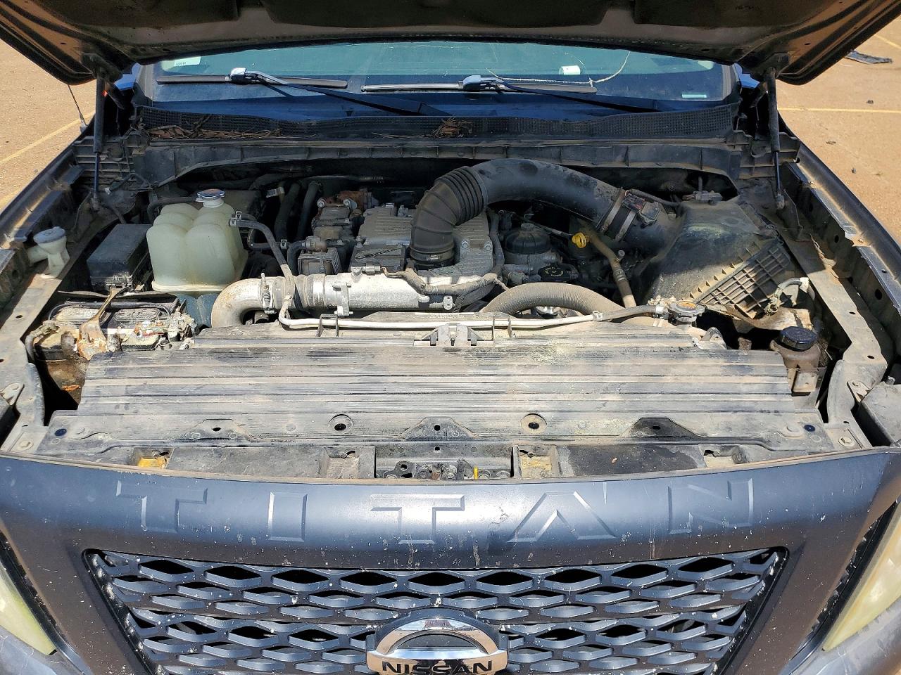 2017 NISSAN TITAN