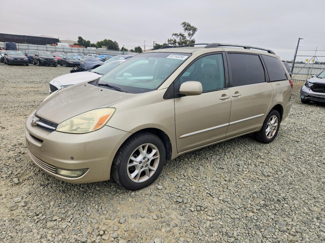 2004 TOYOTA SIENNA