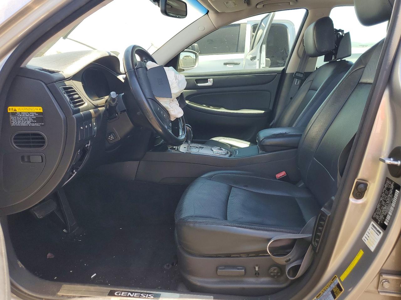 2012 HYUNDAI GENESIS