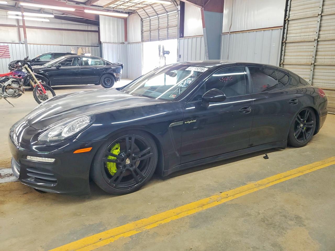 2016 PORSCHE PANAMERA