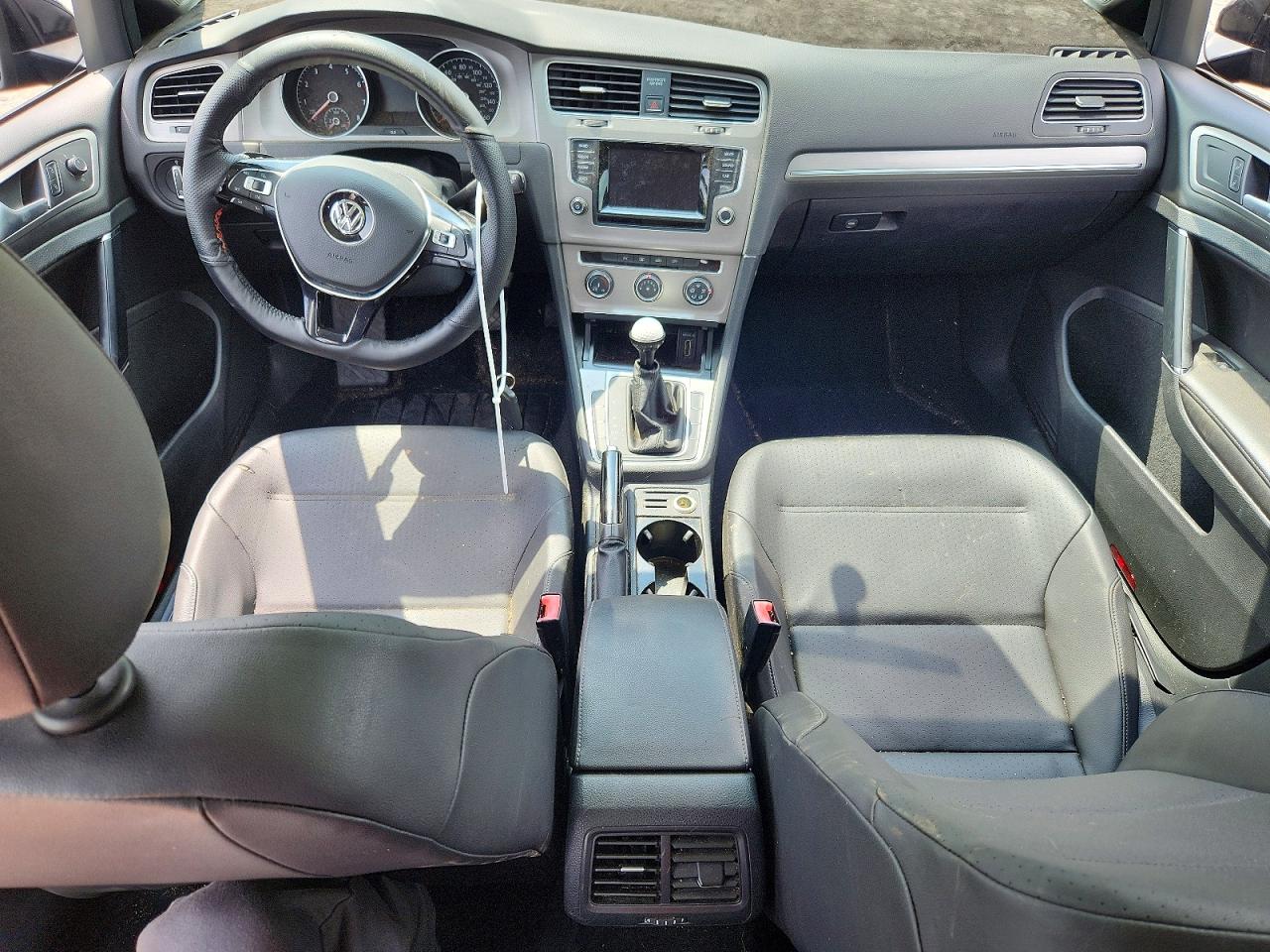 2015 VOLKSWAGEN GOLF