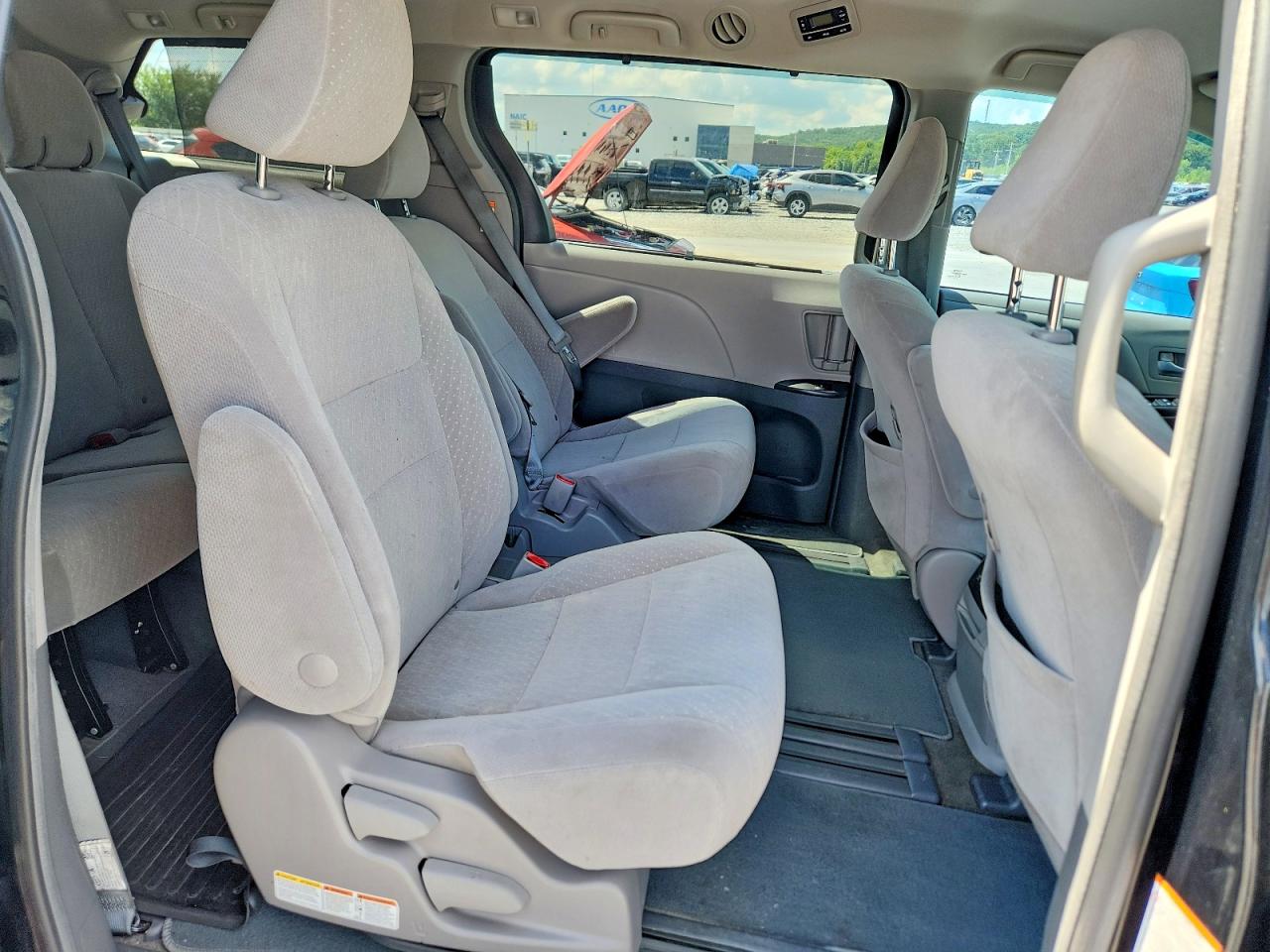 2018 TOYOTA SIENNA