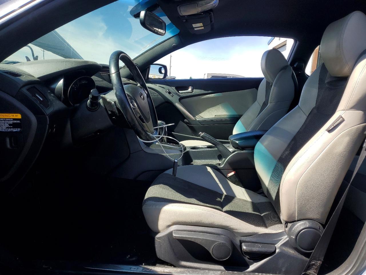2016 HYUNDAI GENESIS