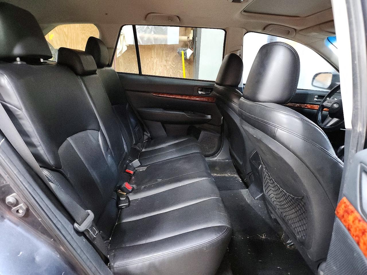 2011 SUBARU OUTBACK