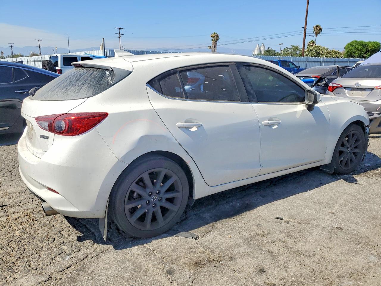 2018 MAZDA 3