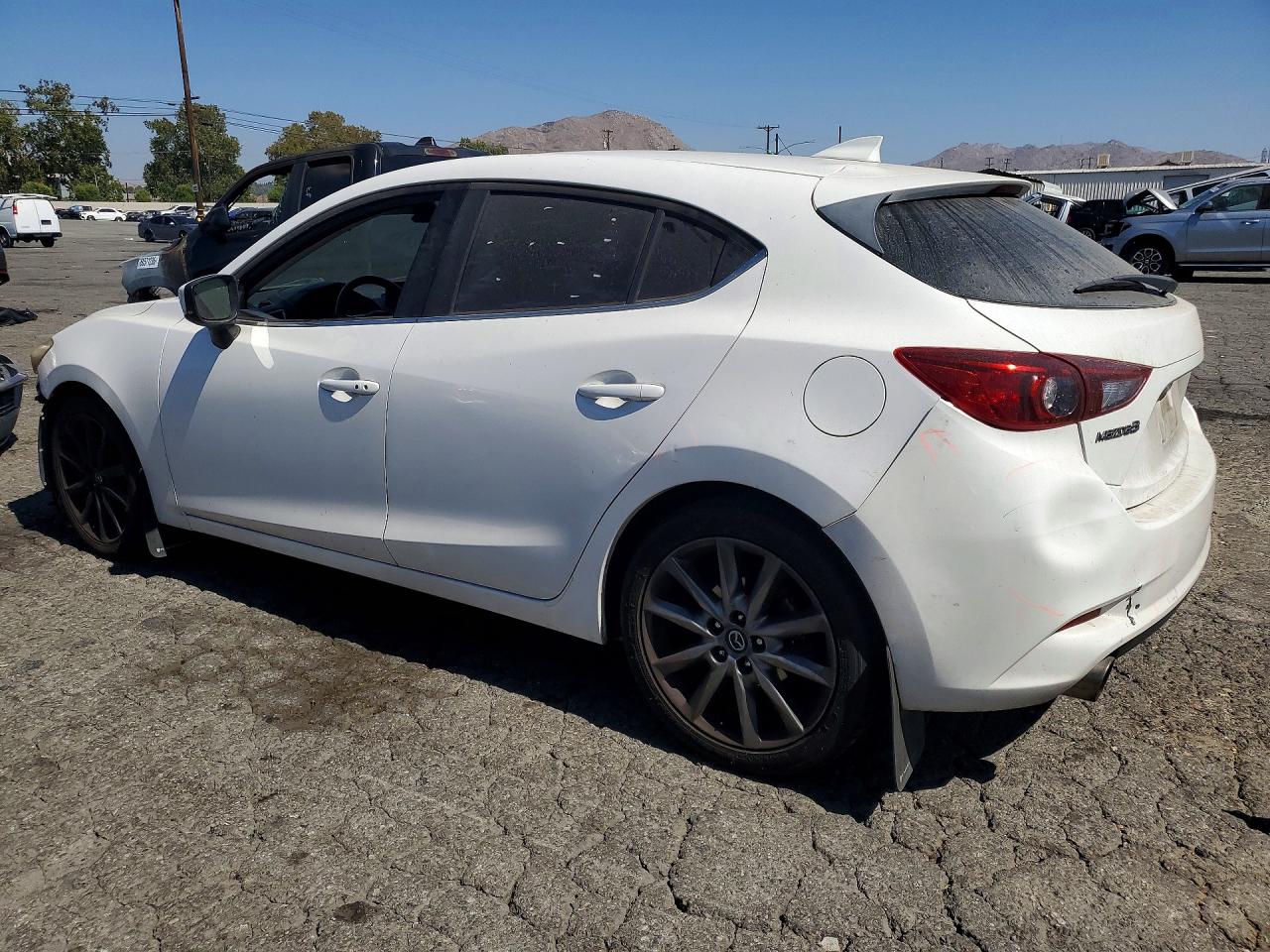 2018 MAZDA 3