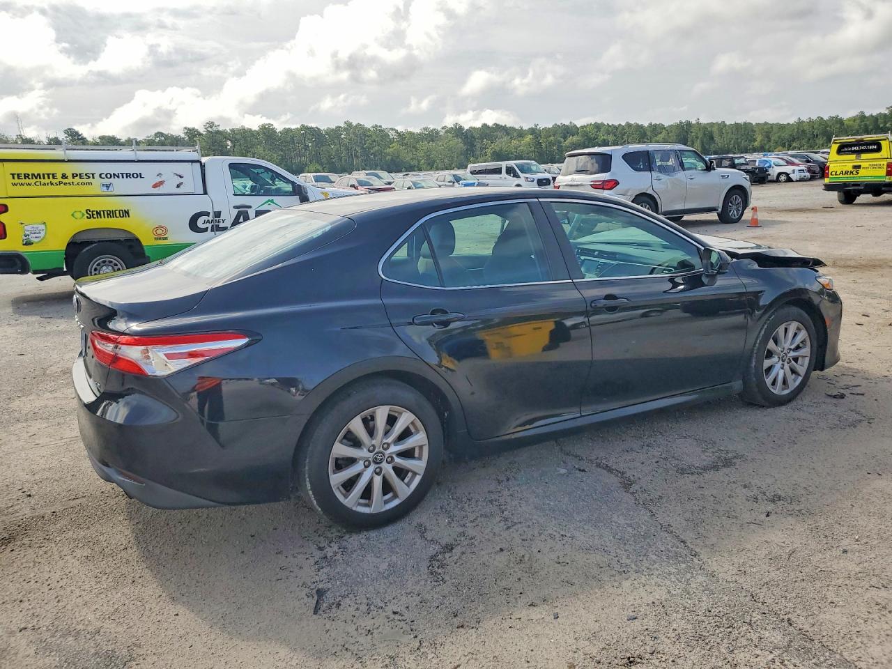 2018 TOYOTA CAMRY