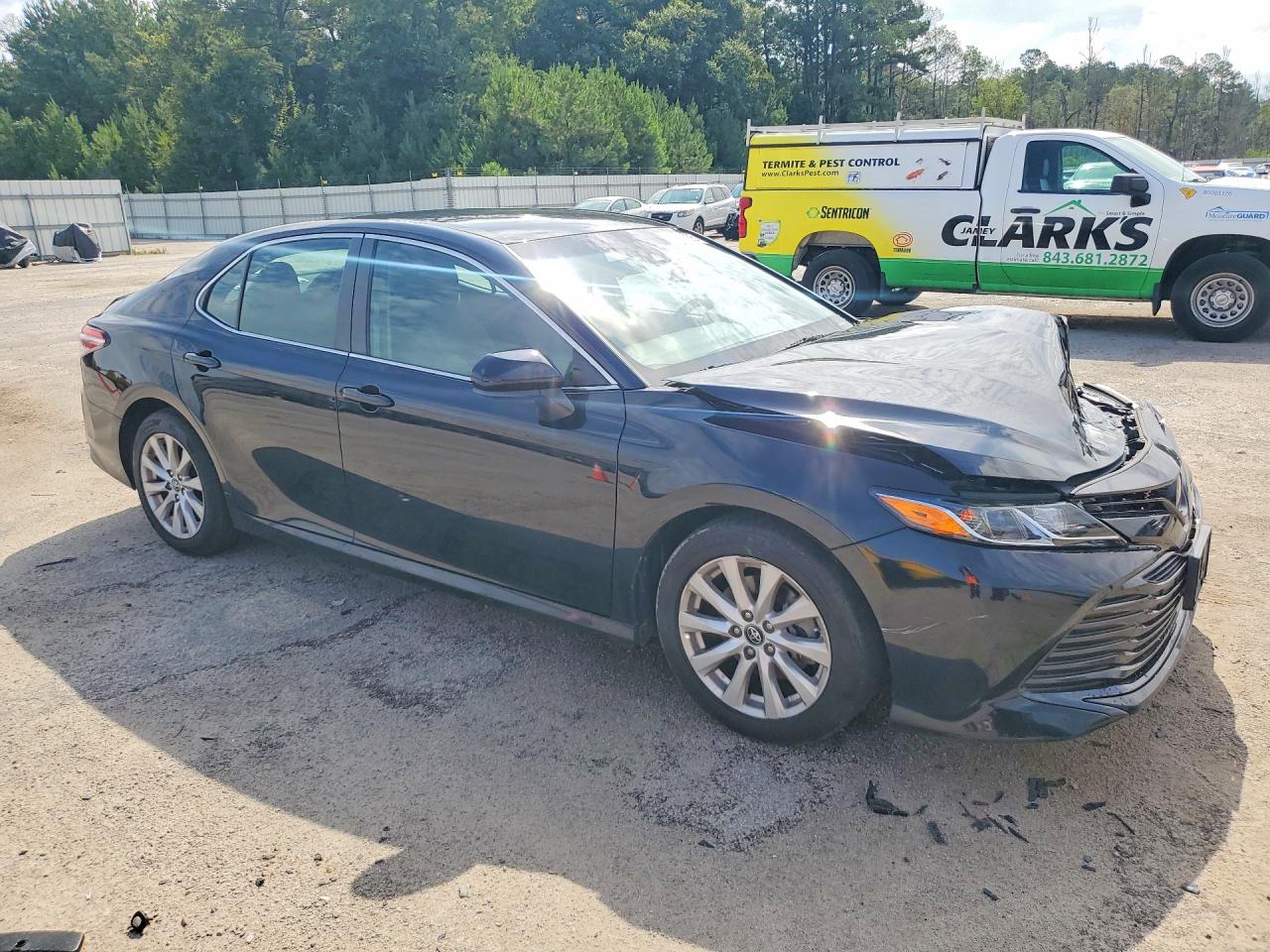 2018 TOYOTA CAMRY