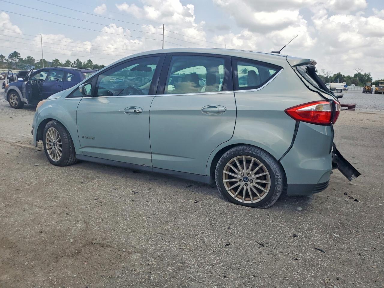 2013 FORD CMAX
