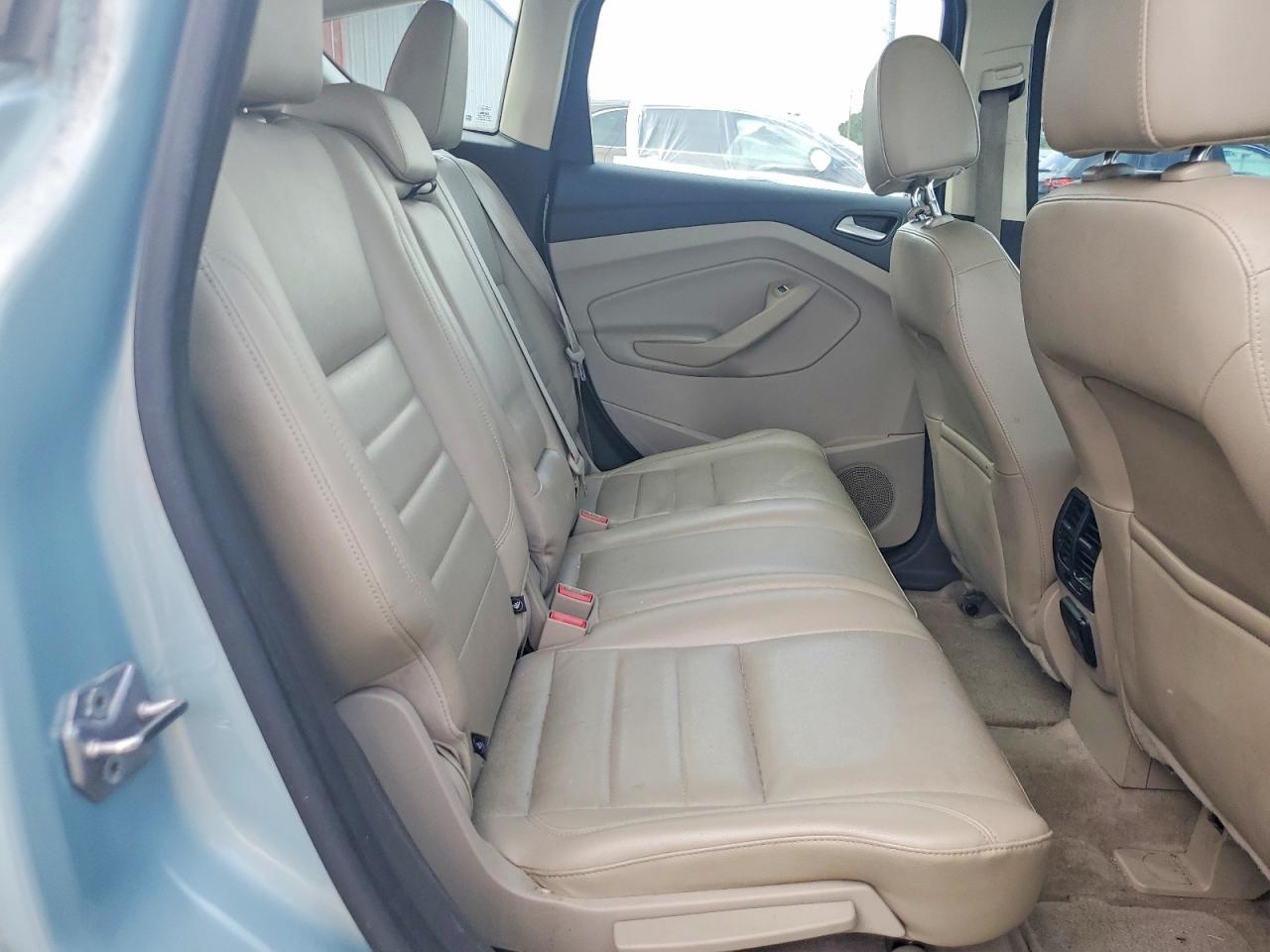 2013 FORD CMAX
