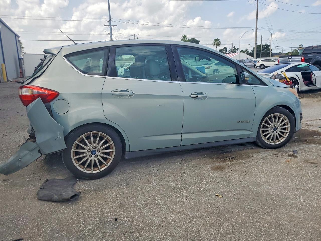 2013 FORD CMAX