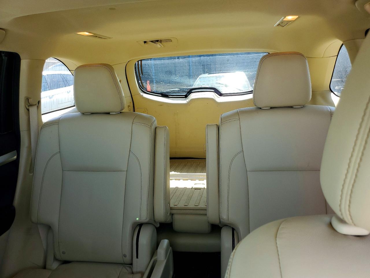 2016 TOYOTA HIGHLANDER