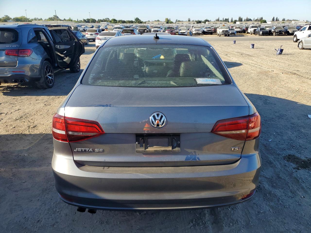2017 VOLKSWAGEN JETTA