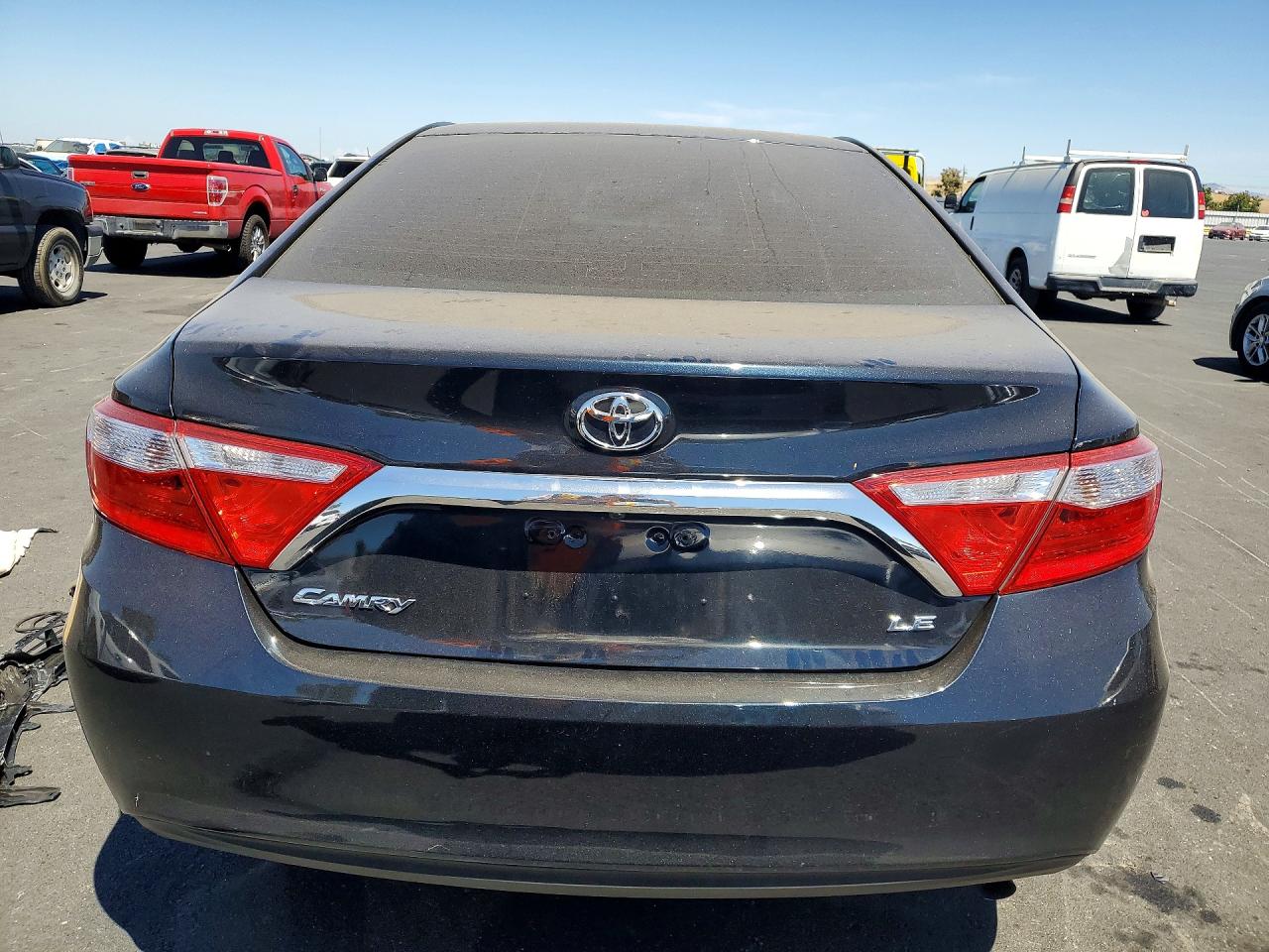 2016 TOYOTA CAMRY