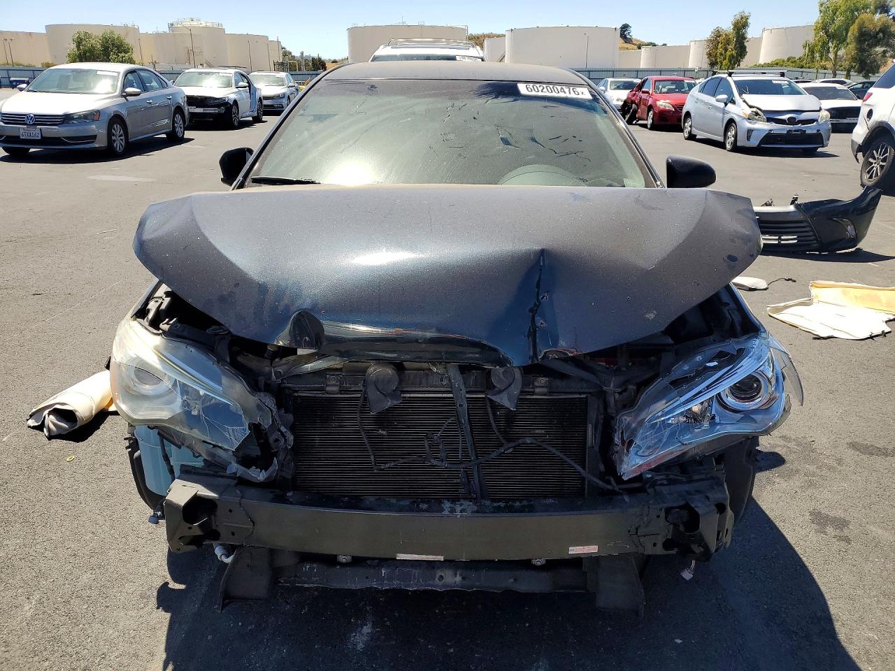 2016 TOYOTA CAMRY