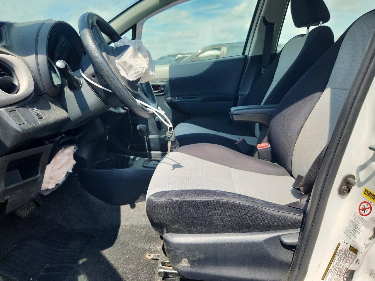 2012 TOYOTA YARIS