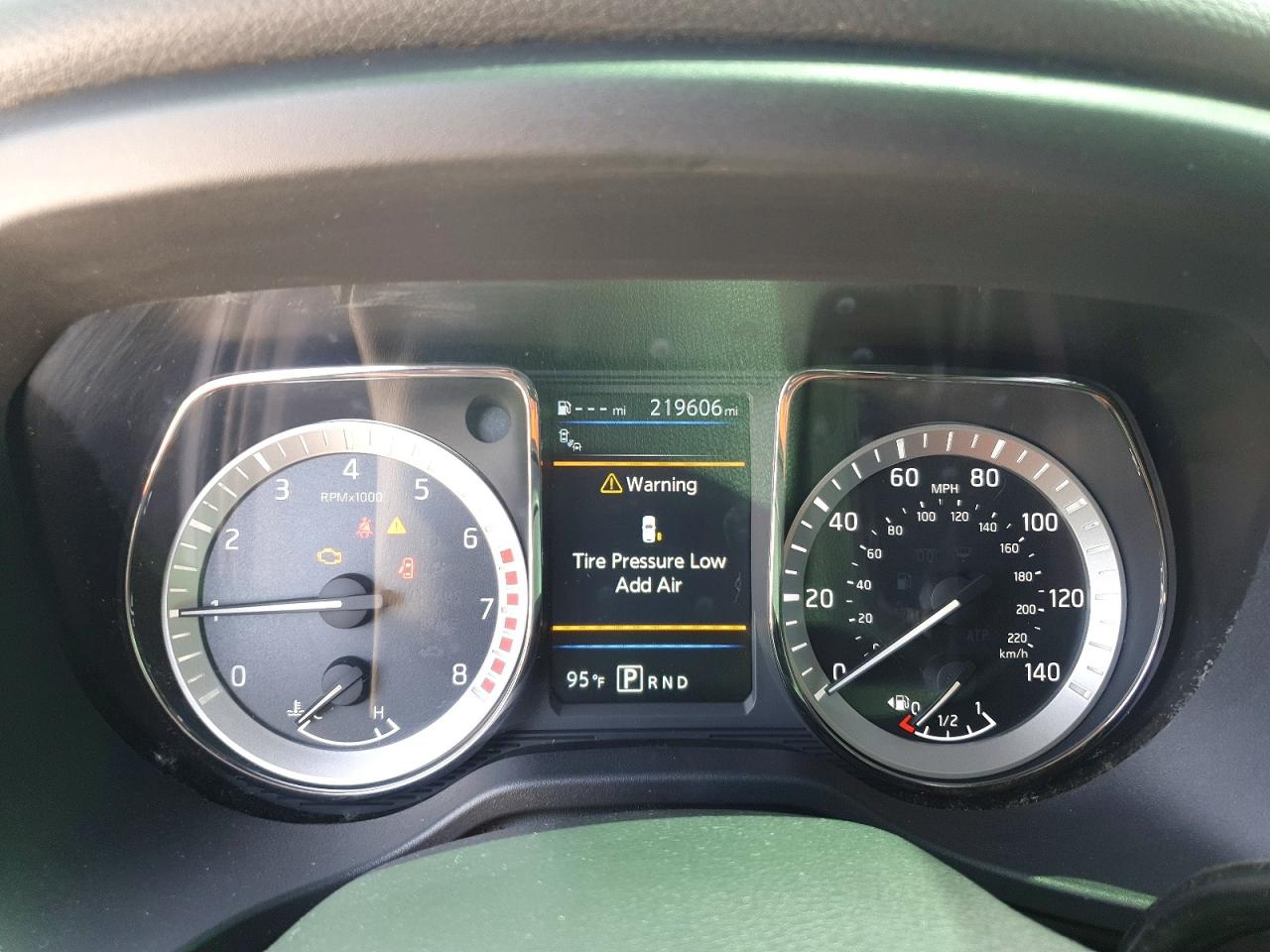 2019 NISSAN TITAN