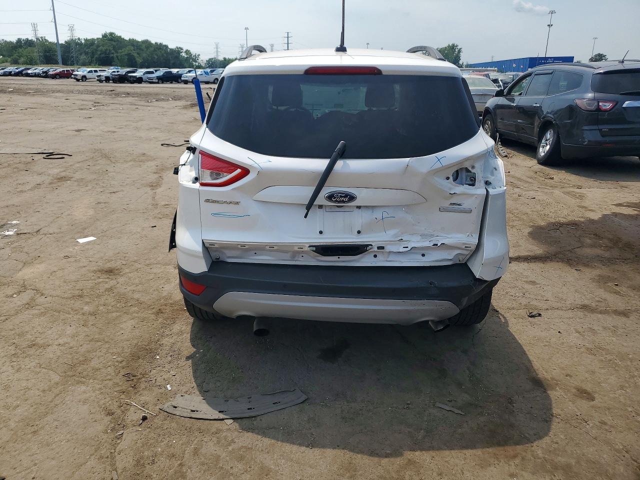 2016 FORD ESCAPE