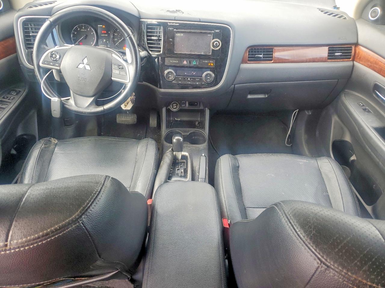 2014 MITSUBISHI OUTLANDER