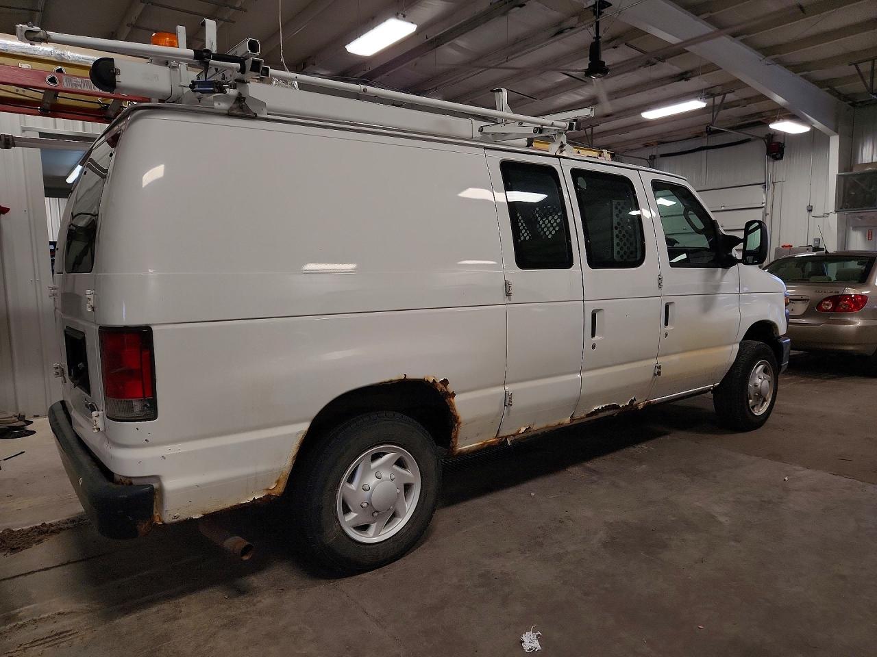 2013 FORD ECONOLINE