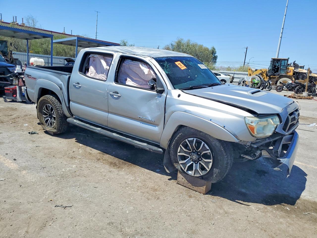 2015 TOYOTA TACOMA