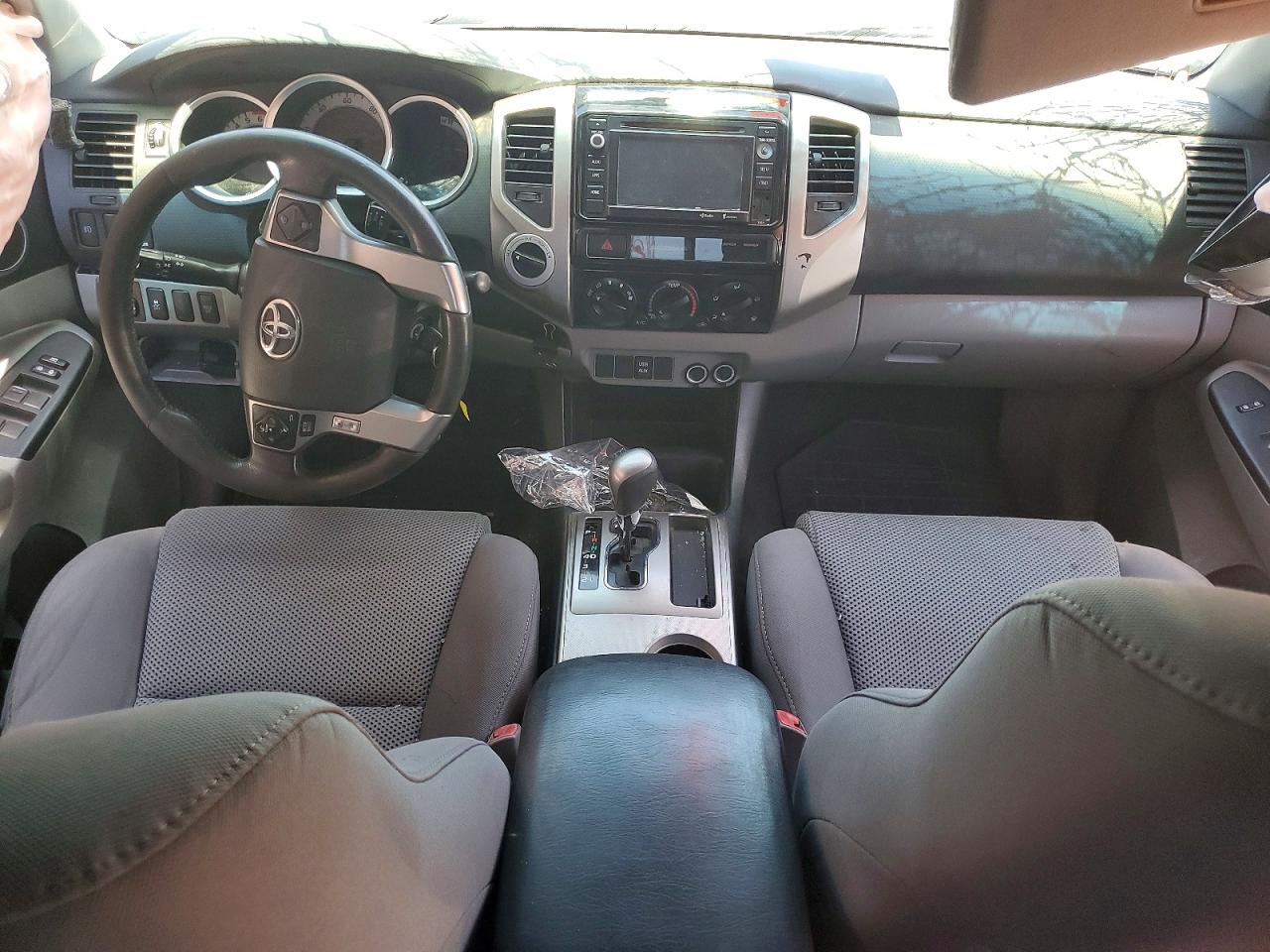 2015 TOYOTA TACOMA