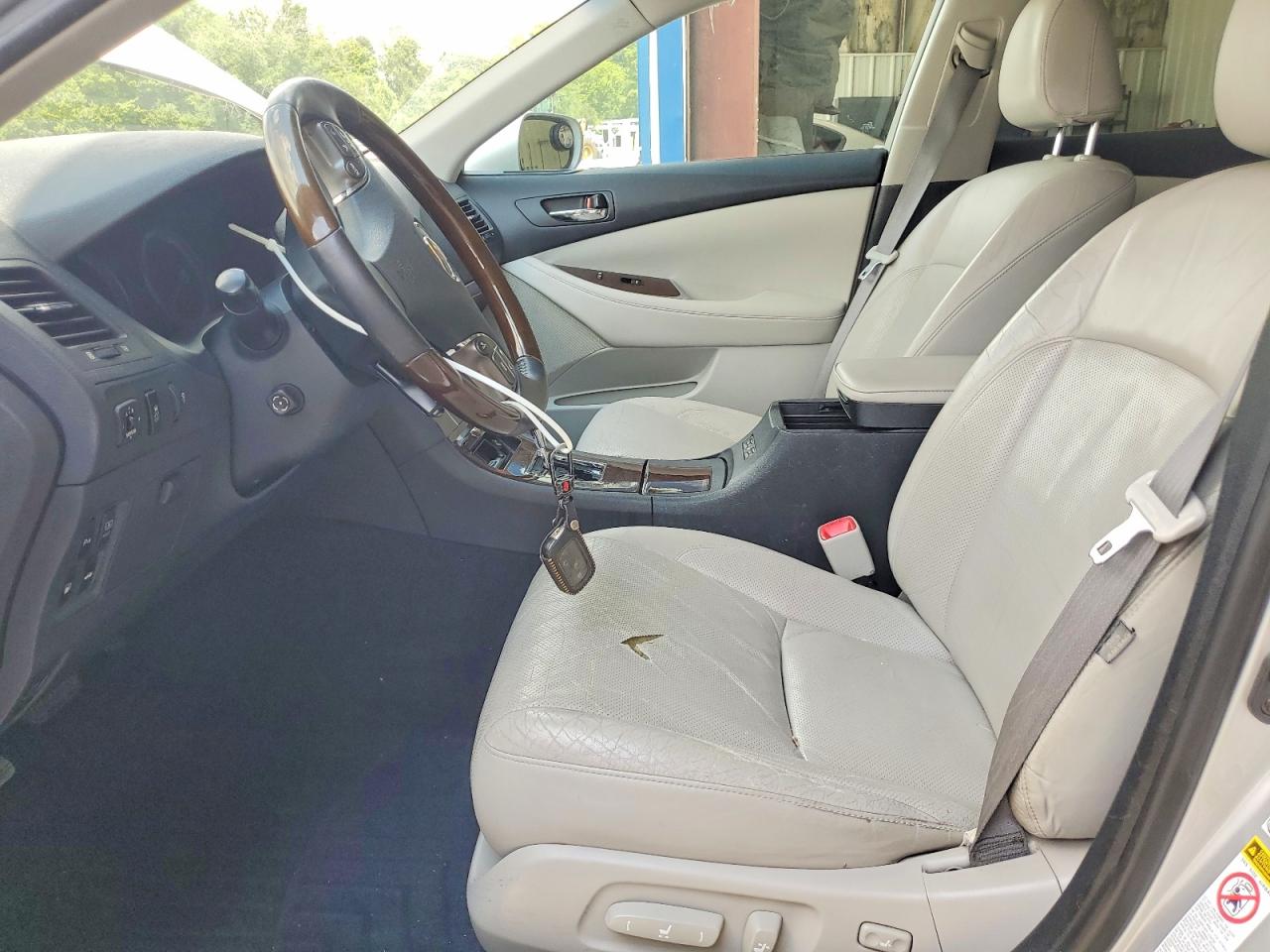 2011 LEXUS ES 350