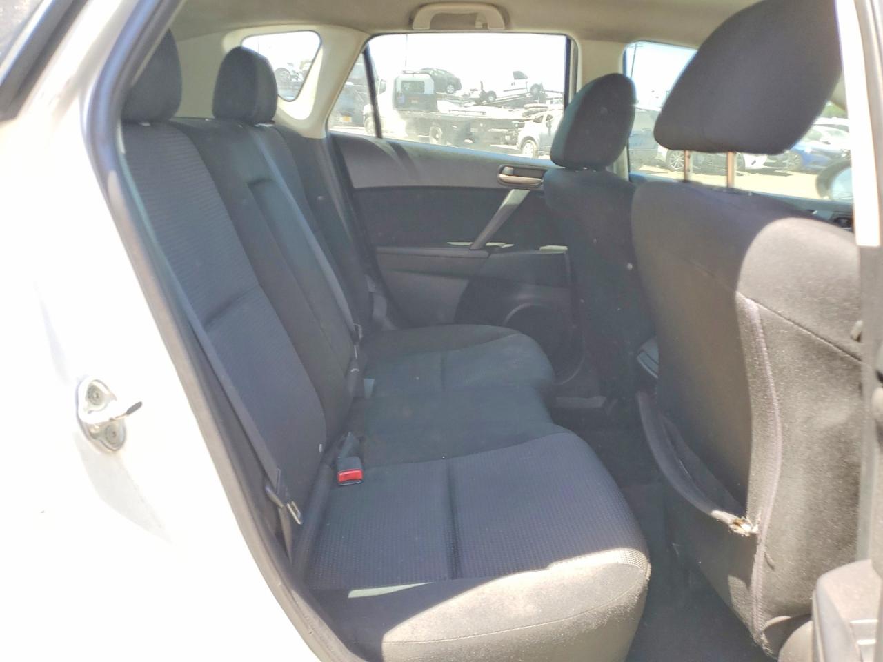 2012 MAZDA 3