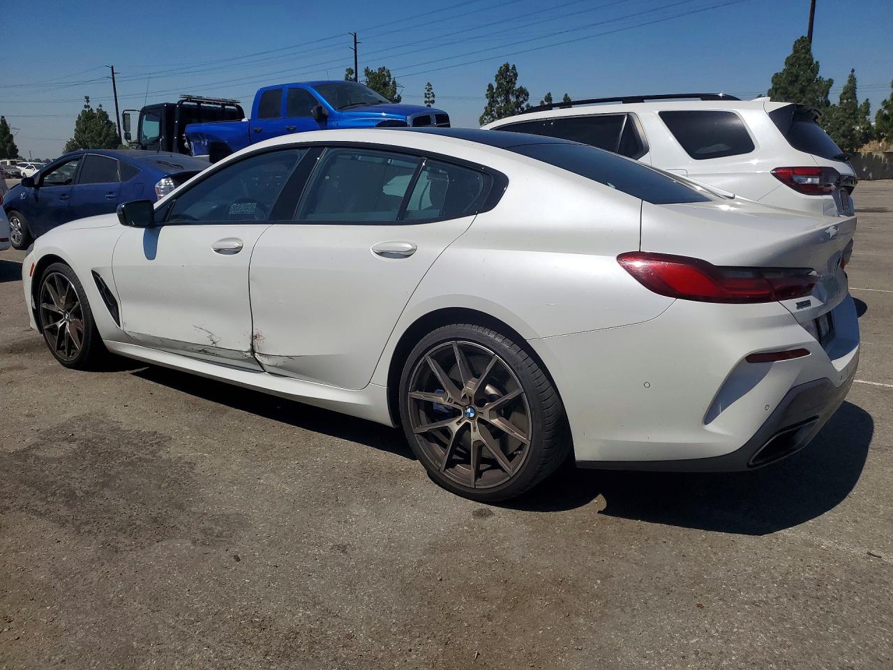2020 BMW M8