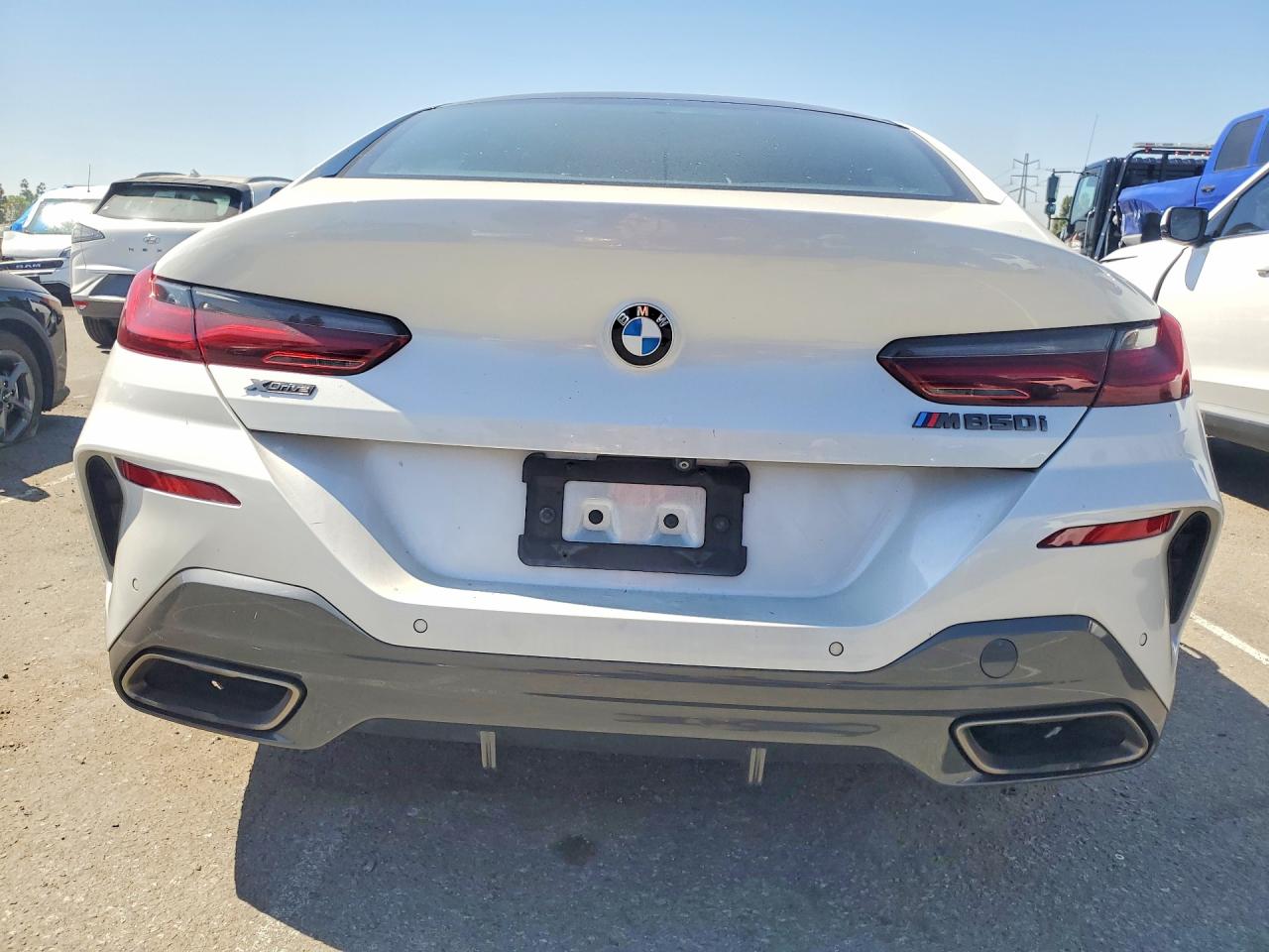 2020 BMW M8