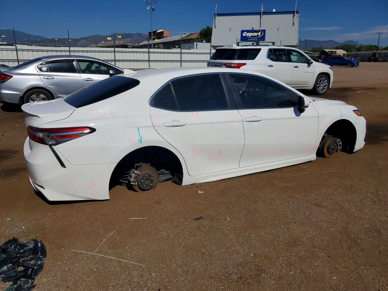 2019 TOYOTA CAMRY