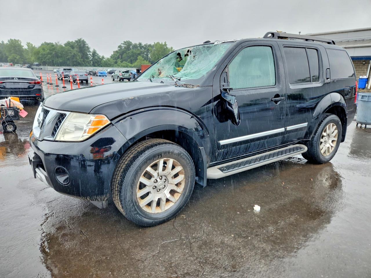 2011 NISSAN PATHFINDER