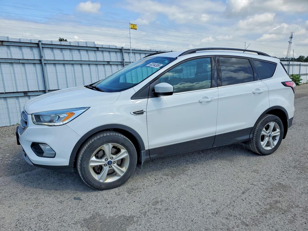 2017 FORD ESCAPE
