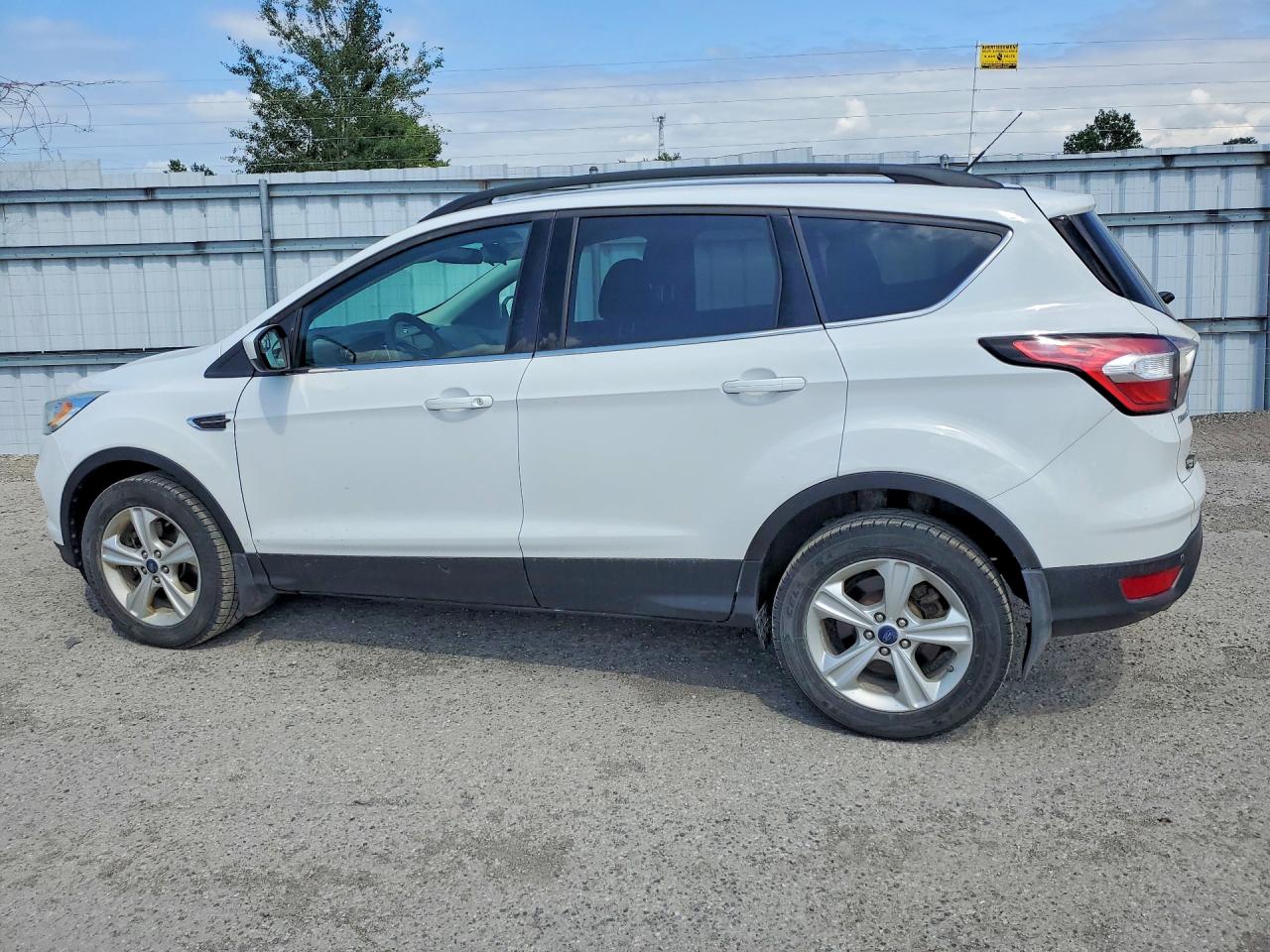 2017 FORD ESCAPE
