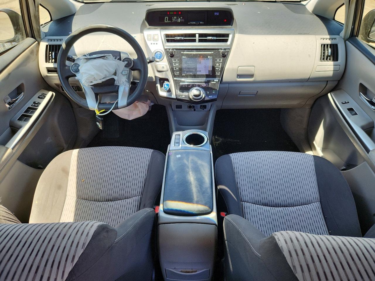 2016 TOYOTA PRIUS