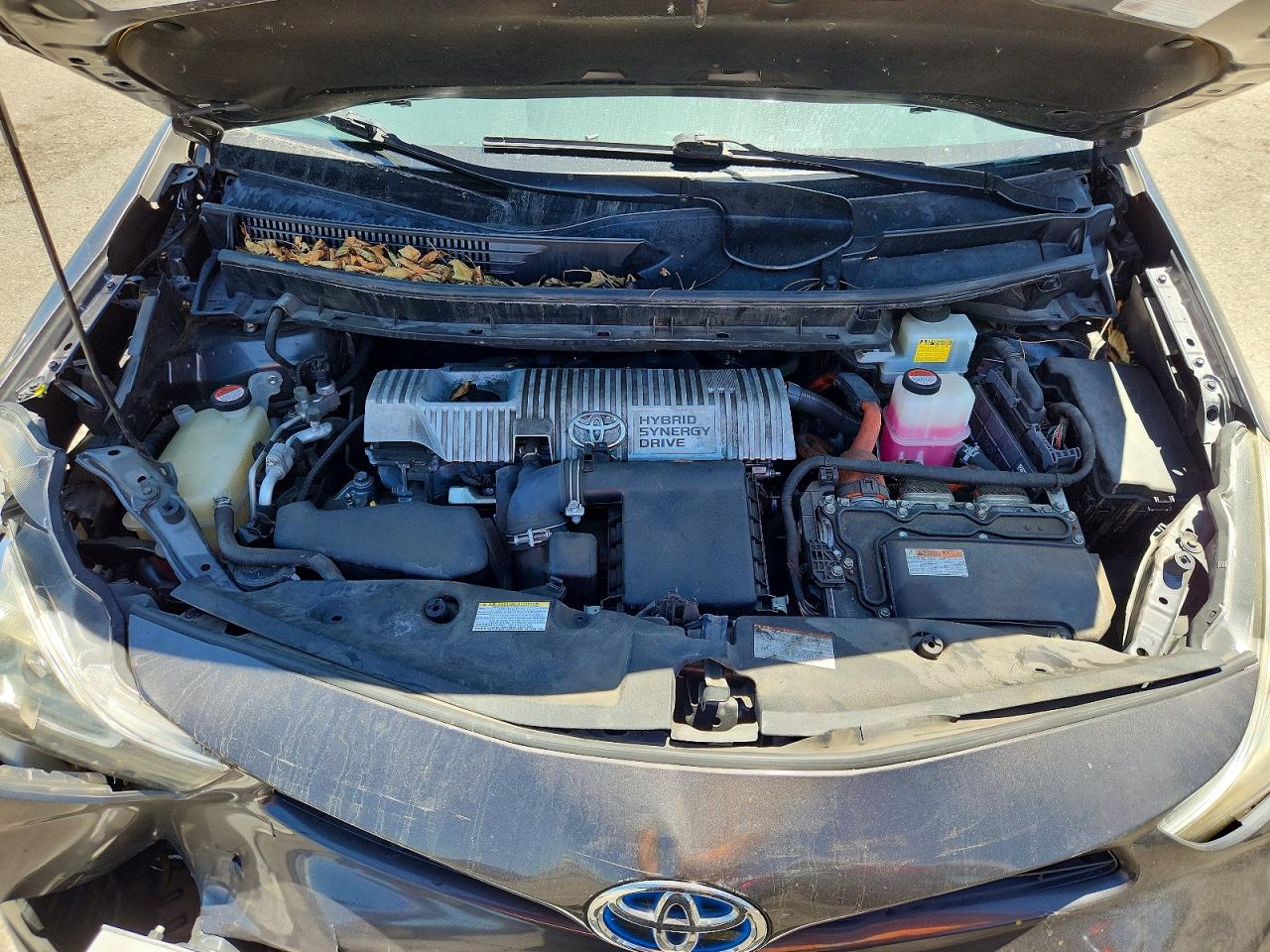 2016 TOYOTA PRIUS