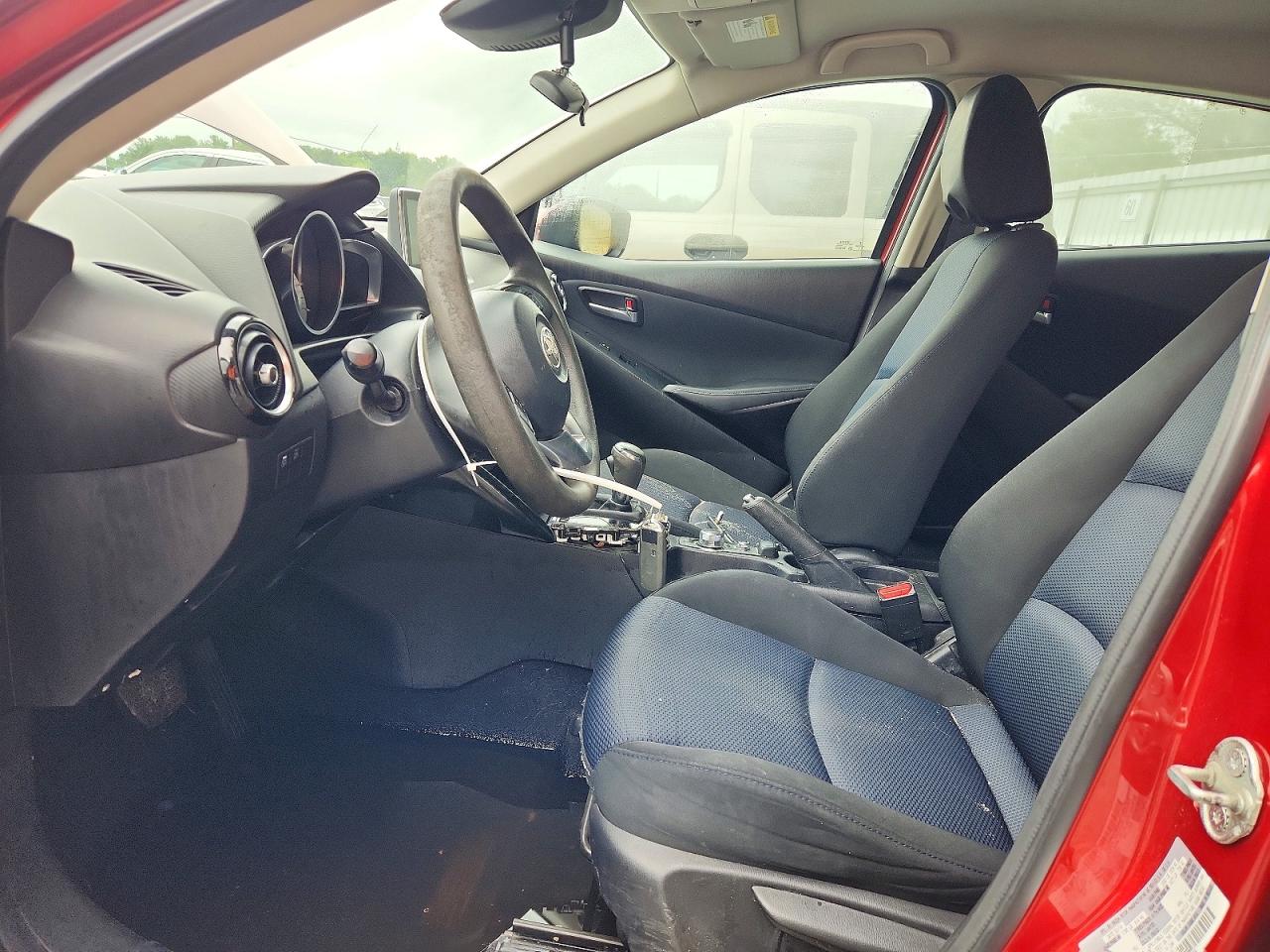 2018 TOYOTA YARIS