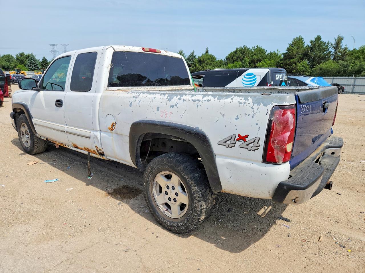 2004 CHEVROLET SILVERADO