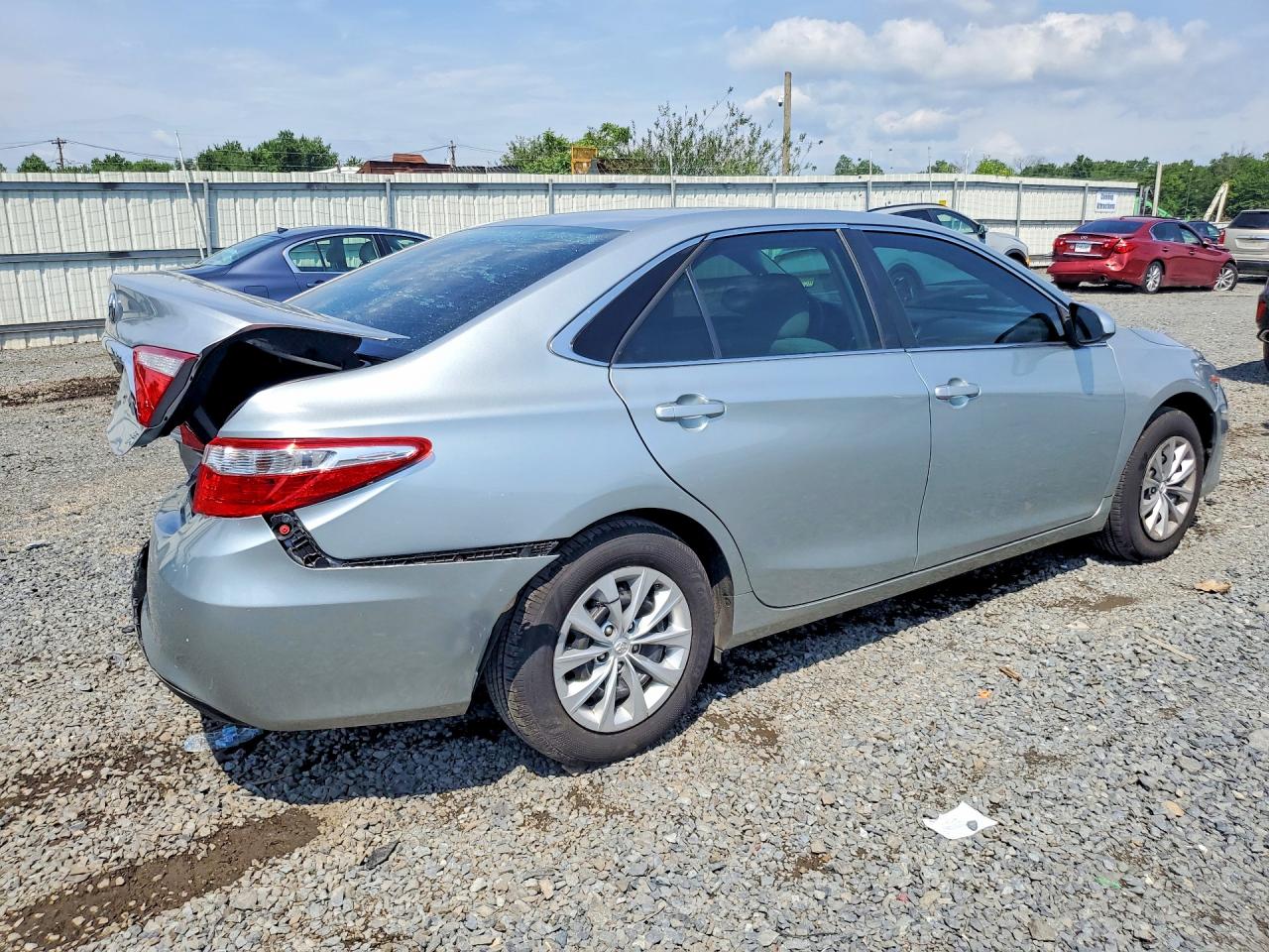 2017 TOYOTA CAMRY