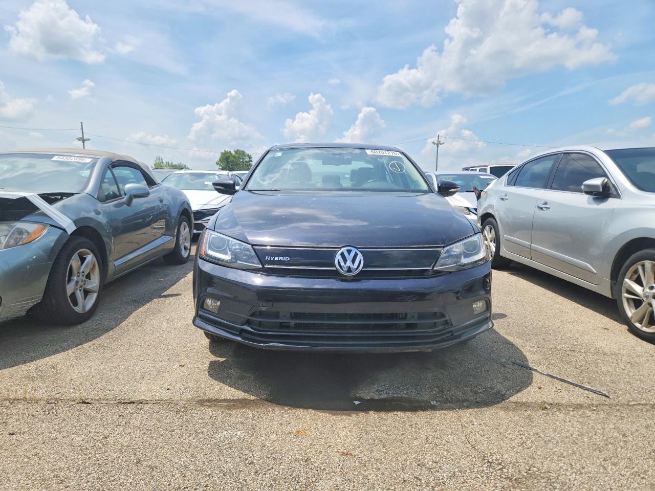 2016 VOLKSWAGEN JETTA