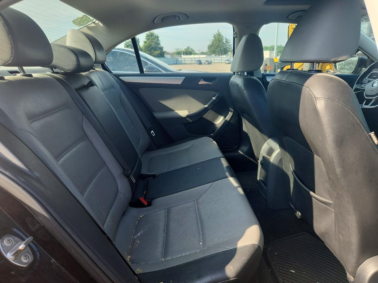 2016 VOLKSWAGEN JETTA