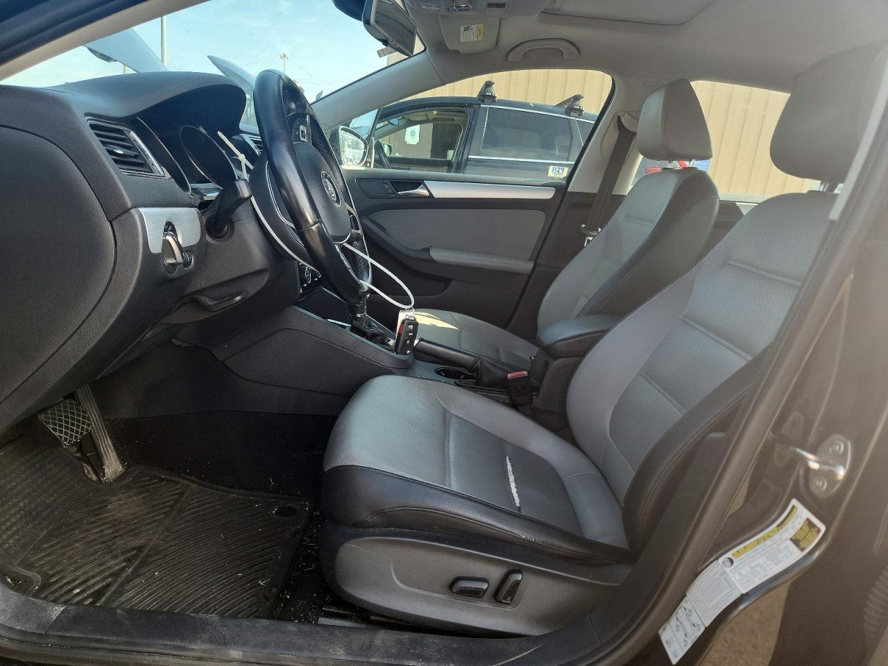 2016 VOLKSWAGEN JETTA