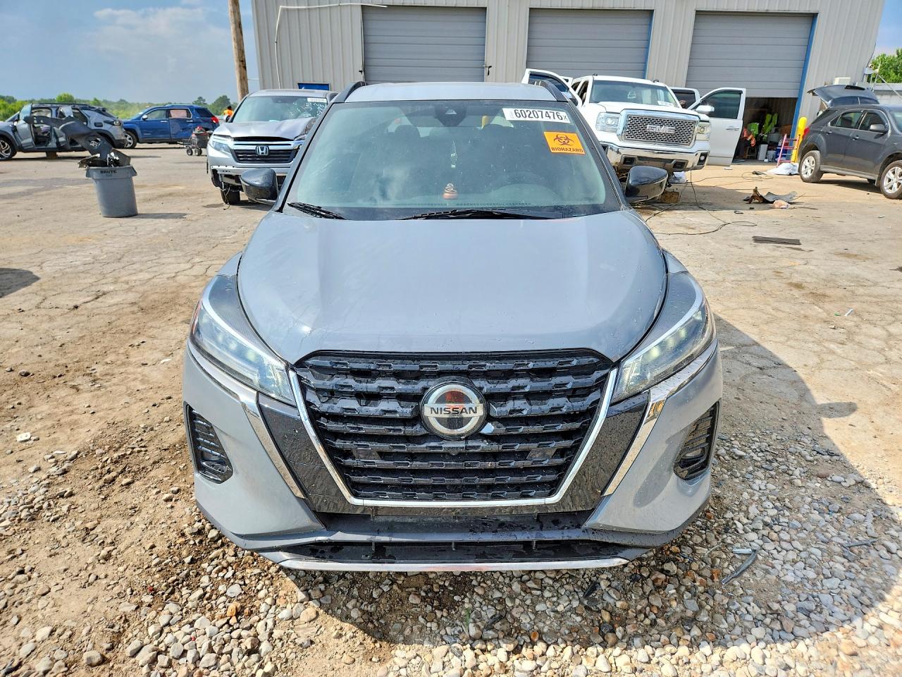 2021 NISSAN KICKS