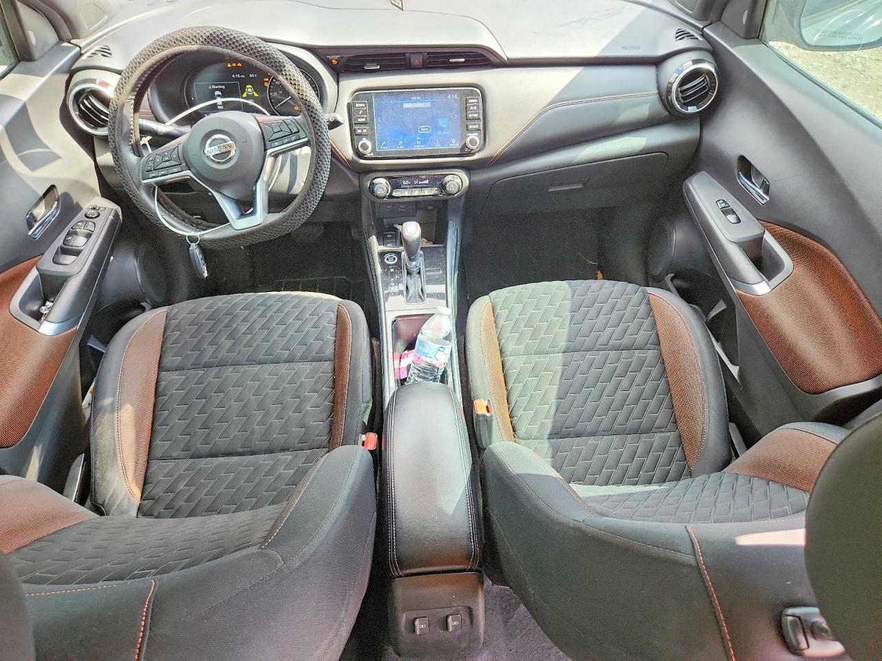 2021 NISSAN KICKS