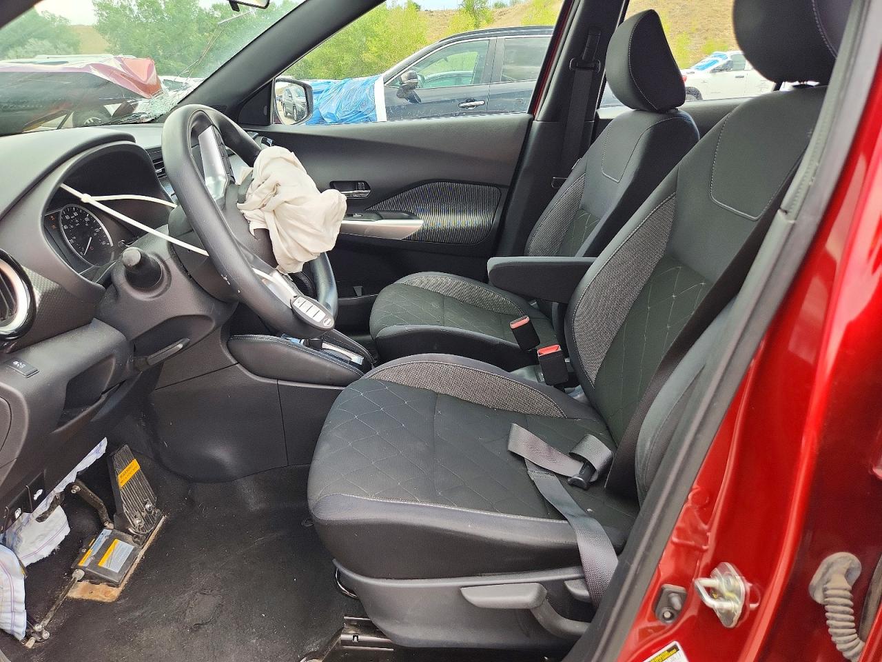 2019 NISSAN KICKS