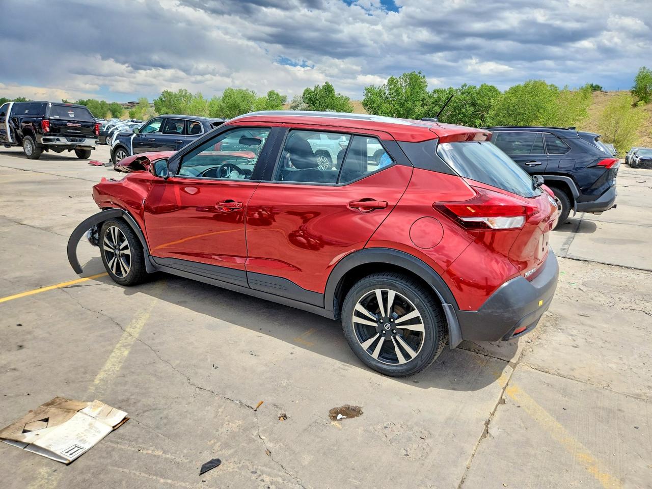 2019 NISSAN KICKS