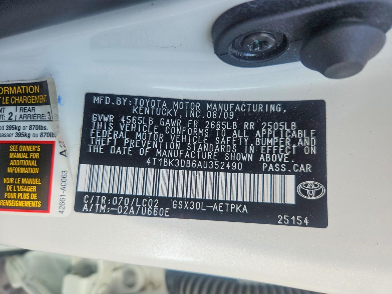 2010 TOYOTA AVALON