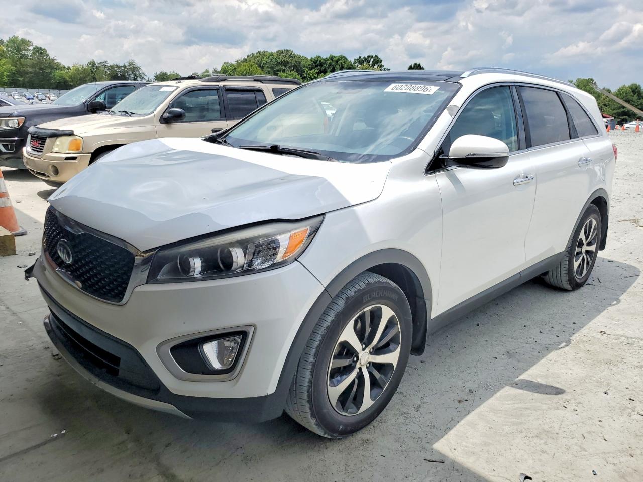 2016 KIA SORENTO