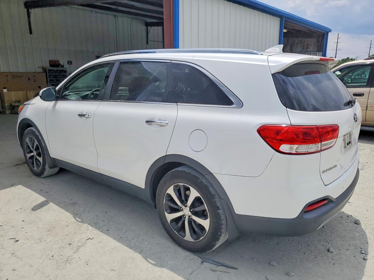 2016 KIA SORENTO