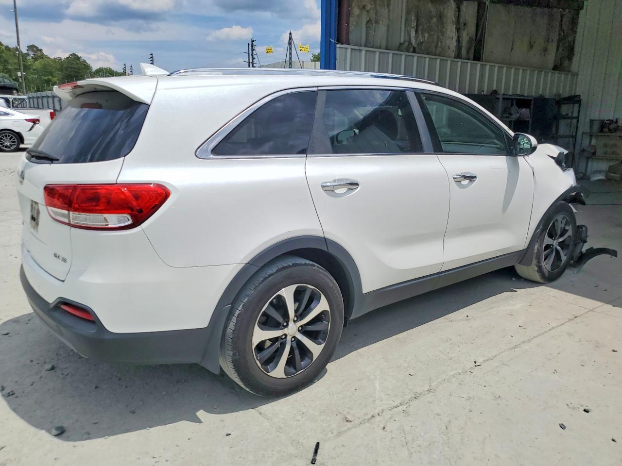 2016 KIA SORENTO